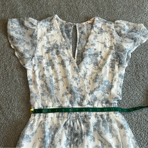 Miami Blue and White Flutter Sleeve Jumpsuit - Picture 7 of 10